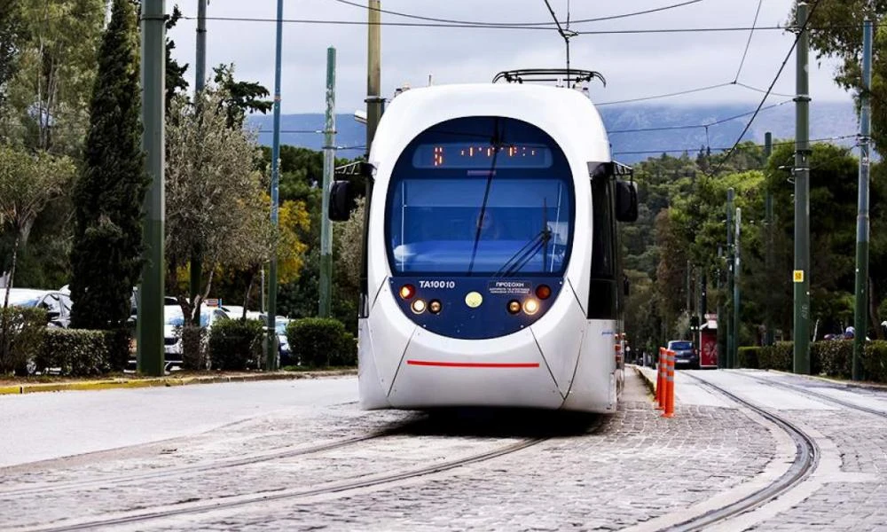 Τραμ: Οι κυκλοφοριακές ρυθμίσεις που θα ισχύσουν για 3 μήνες στα δρομολόγια της Γραμμής 7 λόγω έργων ανάπλασης στο Ελληνικό